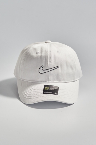 Кепка Nike белая