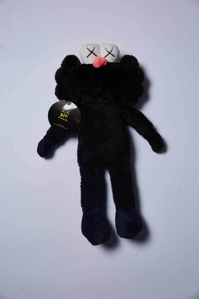 Игрушка KAWS Маппед черная