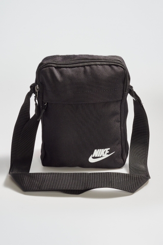 Сумка Nike черная с белым логотипом