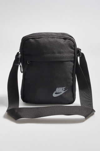Сумка Nike черная с серым логотипом