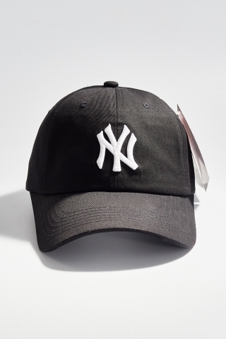 Бейсболка N.Y. Yankees черная