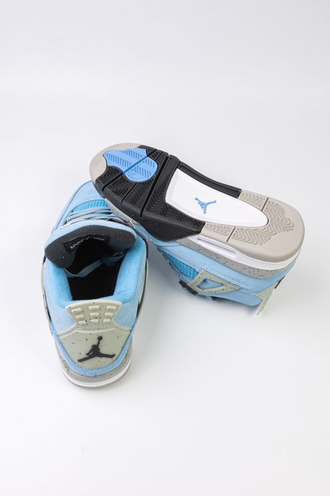 Кроссовки Nike Air Jordan 4 Travis Scott голубые