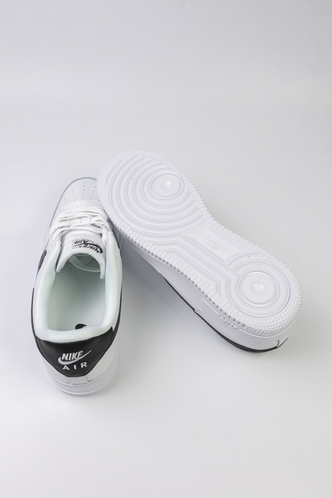 Кроссовки Nike Air Force 1 бело-черные
