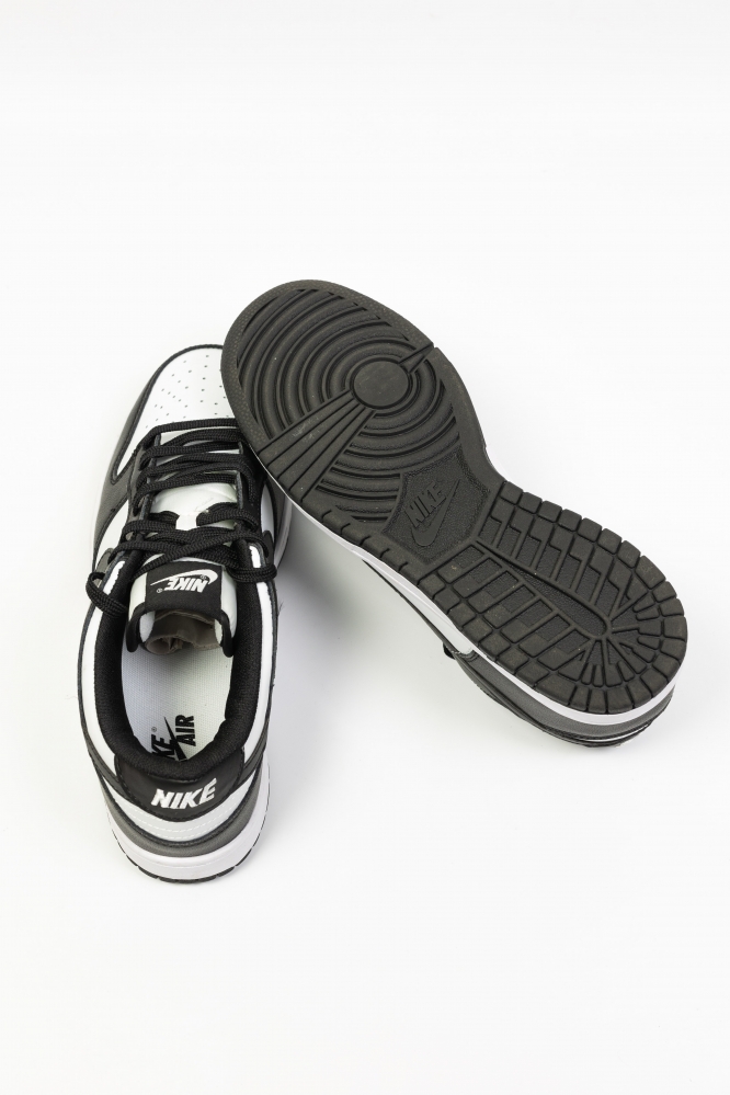 Кроссовки Nike Dunk Low бело-черные 