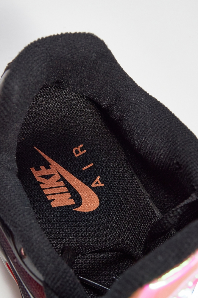 Кроссовки Nike Air TN черно-красный