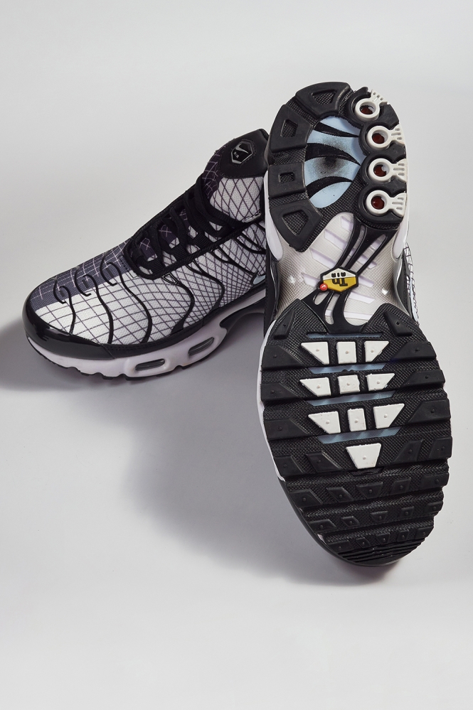 Кросс Nike Air Tn серо-черный
