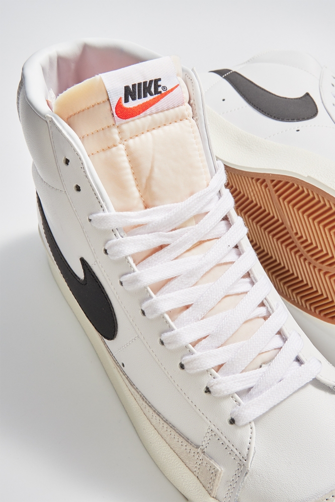 Кроссовки Nike Blazer бело-черные