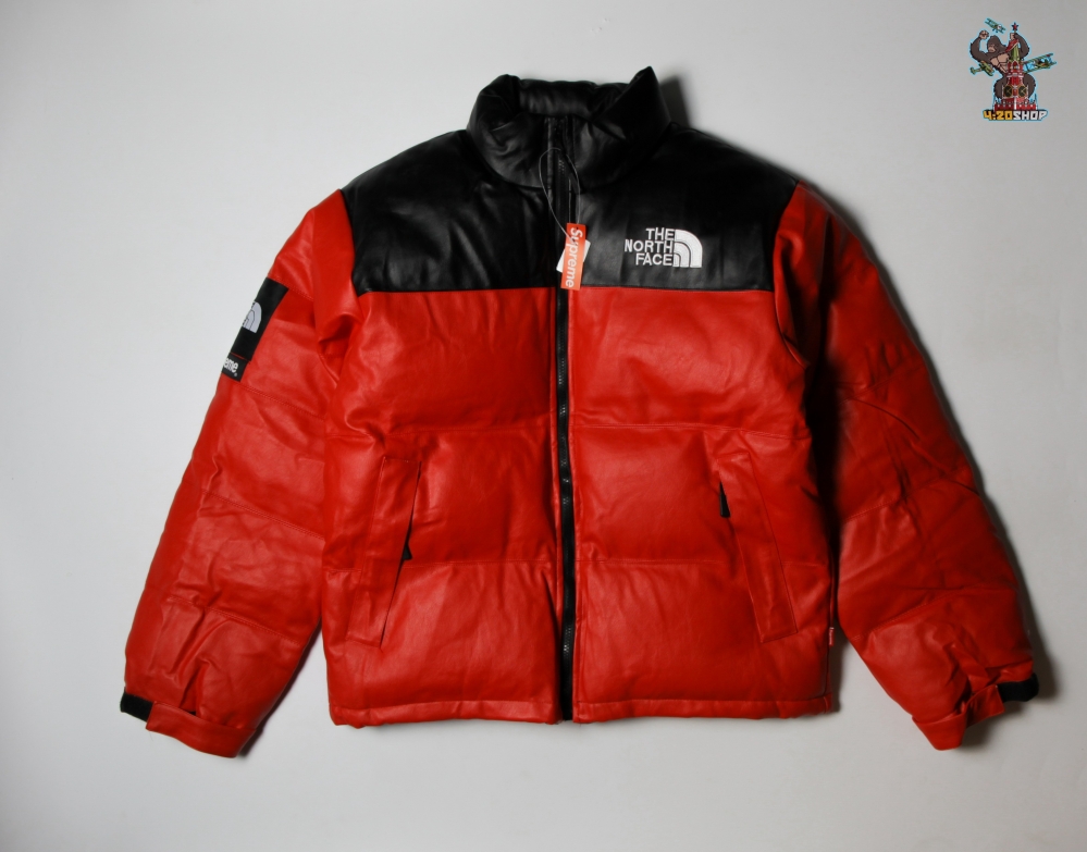 Куртка зимняя  The North Face x Supreme красная 